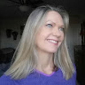 Meet your Posher, Elaine